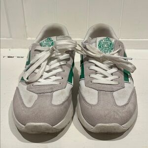Le Tigre White and Green Sneakers